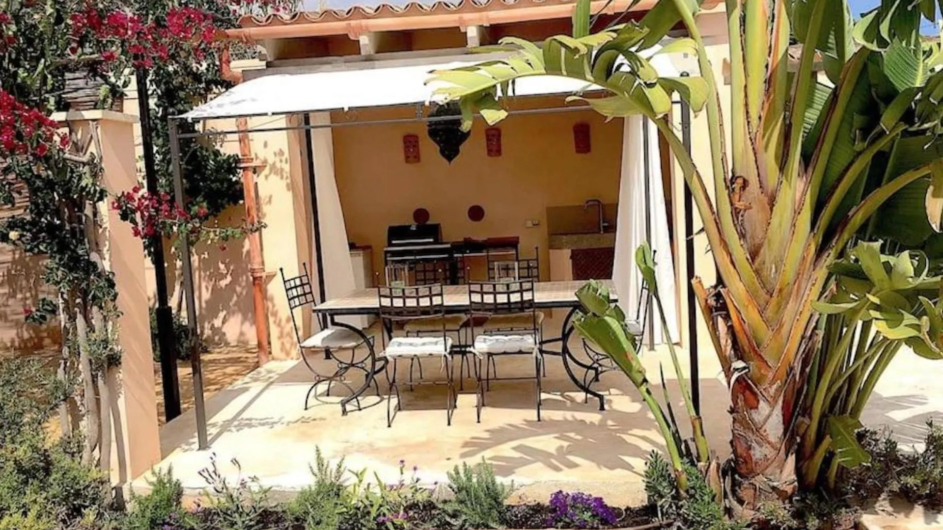 Holiday home Casa 3 Leones Villa Llombarts Spain